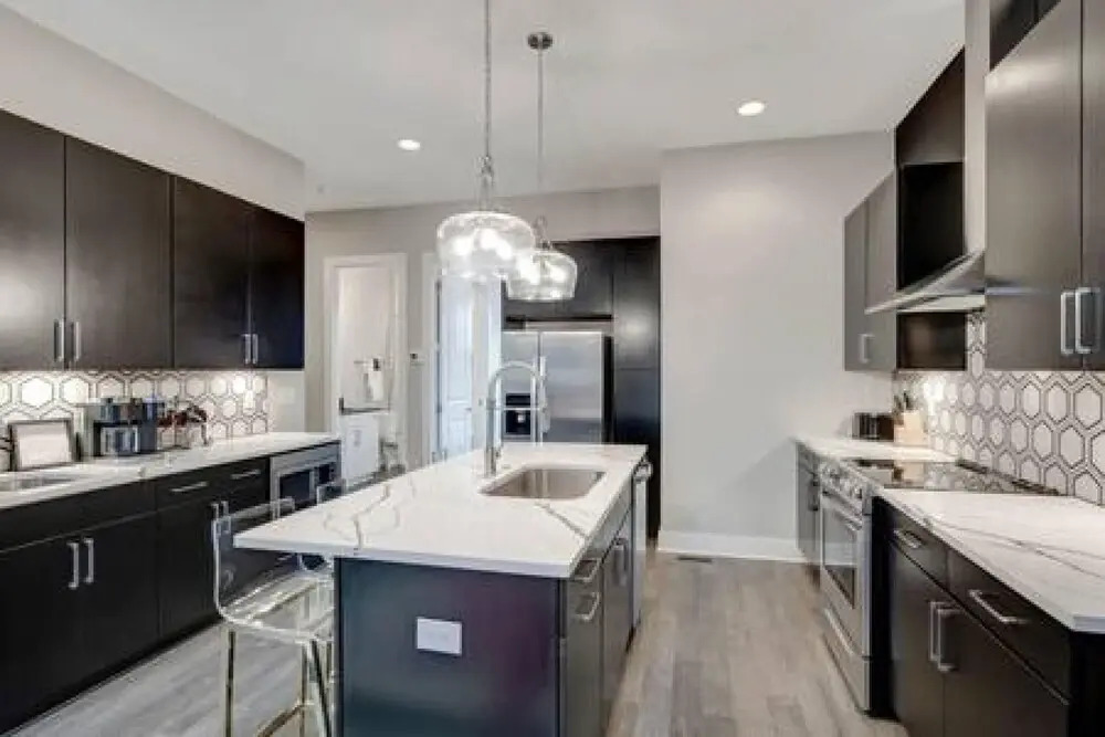 NEW Double Lux 26beds 2 Rooftop Views Free Parking, Nashville