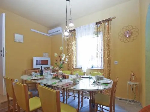 House Vesna 1479