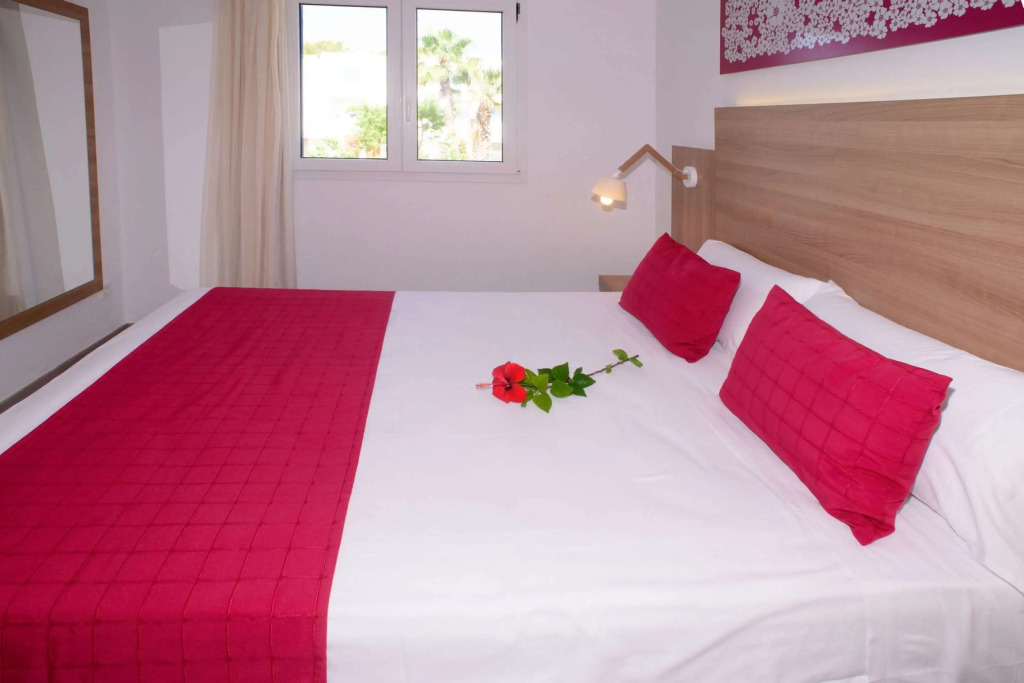 Cala Llenya Resort Ibiza