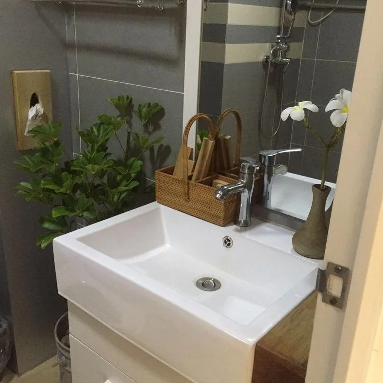 Jing Pu Plant Theme Hostel