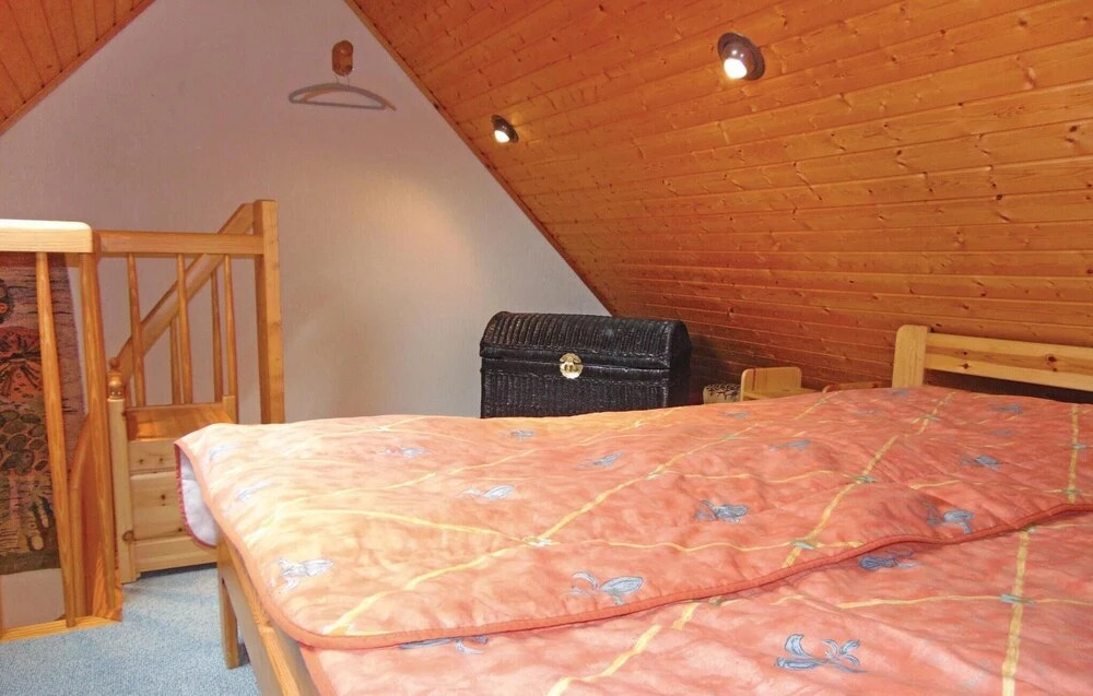 Stunning Home in Wittmund/altfunnixsiel With 2 Bedrooms