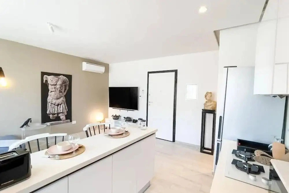 Atlas, a Modern Cocoon in the Heart of La Marsa