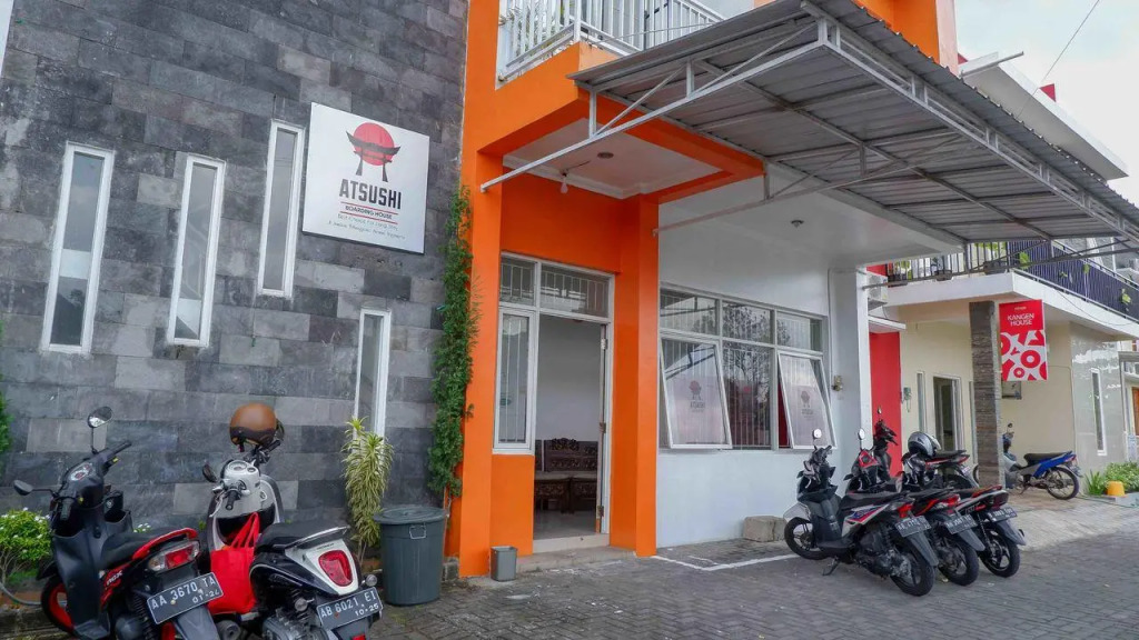 KoolKost near Sindu Kusuma Edupark 2 - Minimum Stay 30 Nights