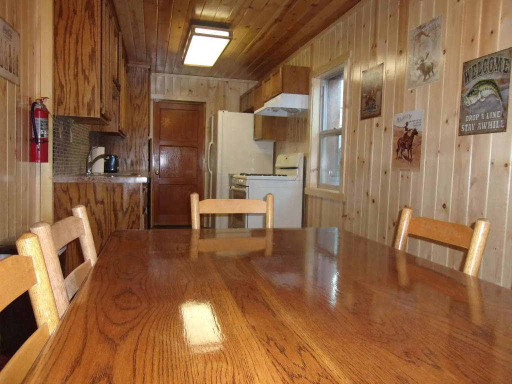 Embers Lodge and Cabins