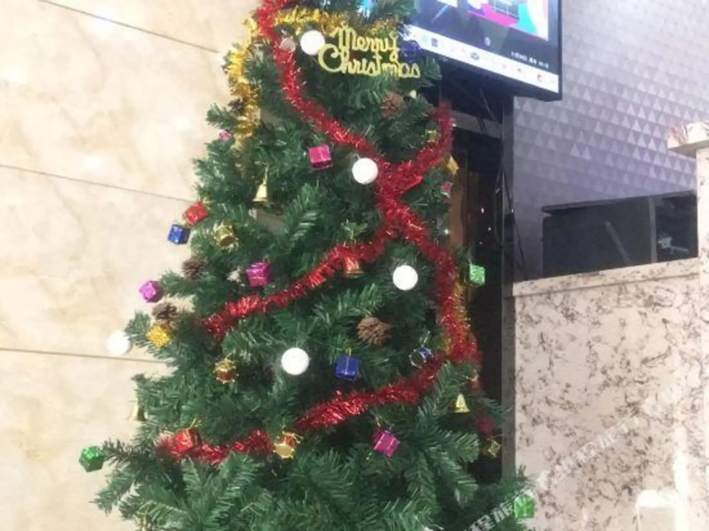 Shell Hotel (Linxia Central Plaza)