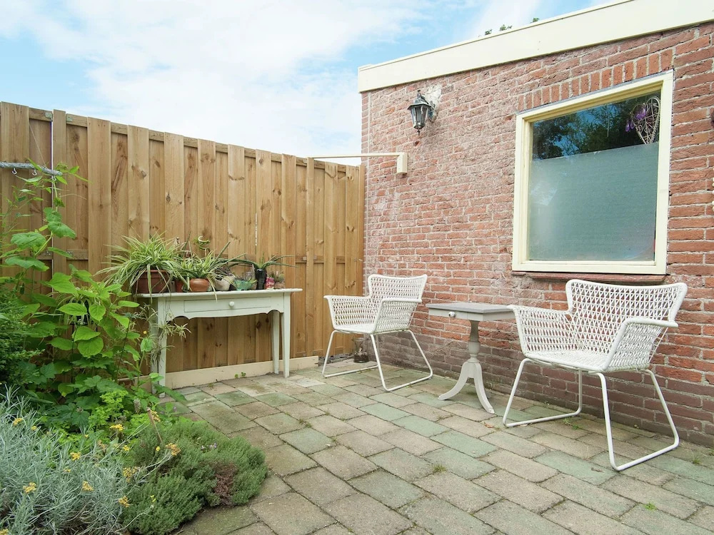Semi-detached House With Garden in Quiet Location, Within Walking Distance of the Centre of Bergen
