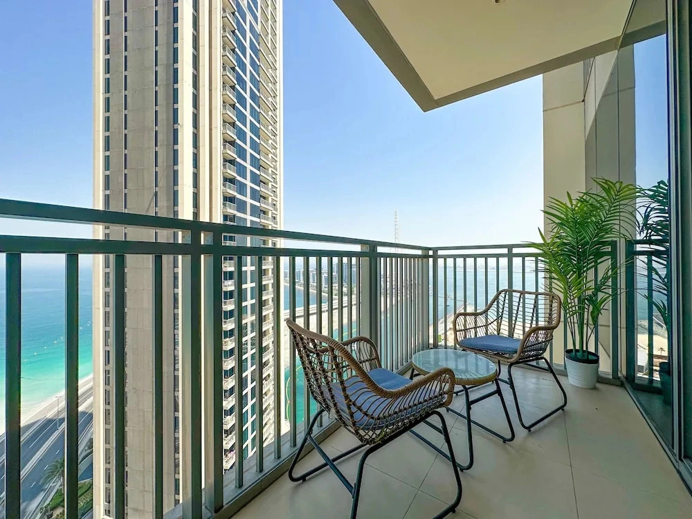 Luxury StayCation - Incredible Sea View Apartment With Balcony