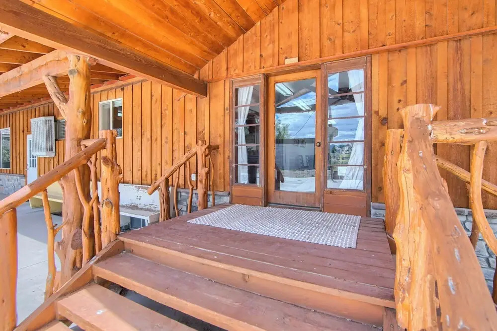 Group Getaway w/ Mtn Views: Home in Circleville!