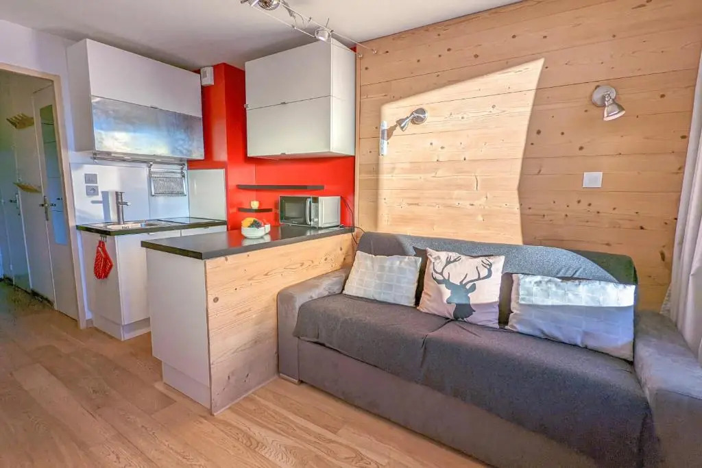 Nice cosy studio with balcony at the heart of L'Alpe d'Huez - Welkeys