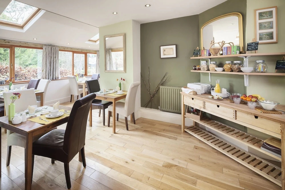 Brookside Villa B&B