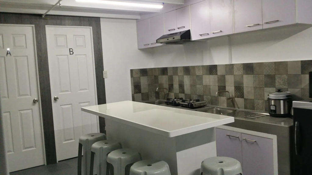 ERVoruto Hostel Makati