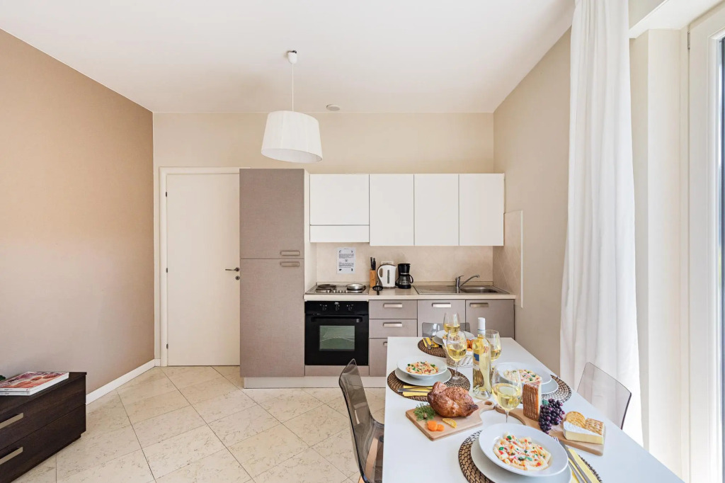 Residenza Miralago - 01 Fabrizia - Locazione BK