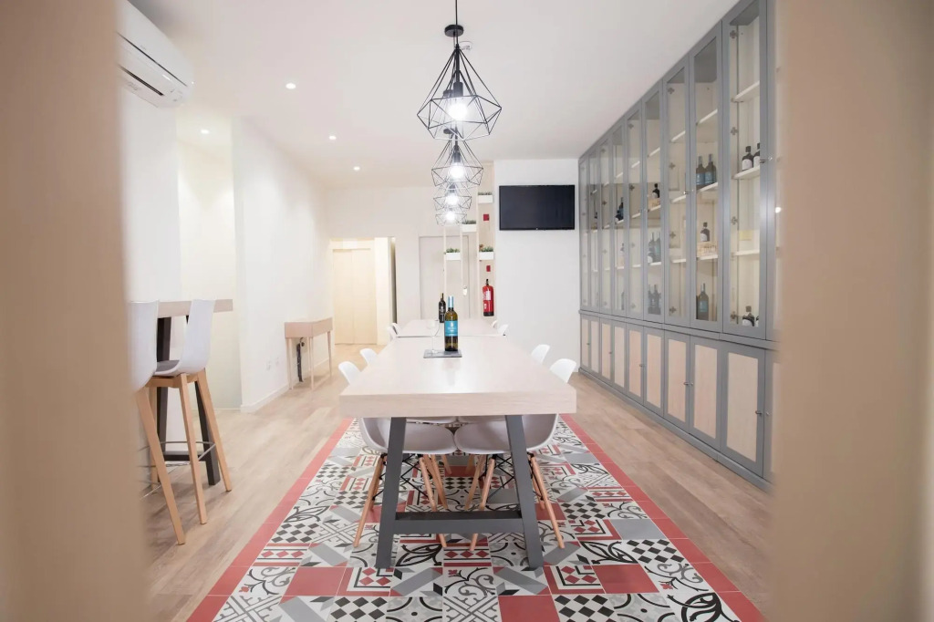 Almada Wine House - Tourism Apartments