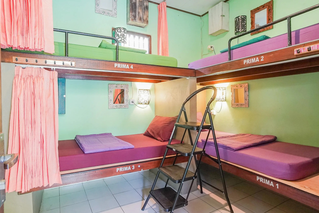 Padi-Padi Hostel & Bar