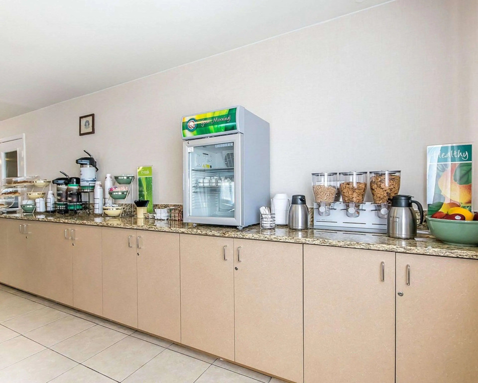 Quality Inn & Suites University-Airport