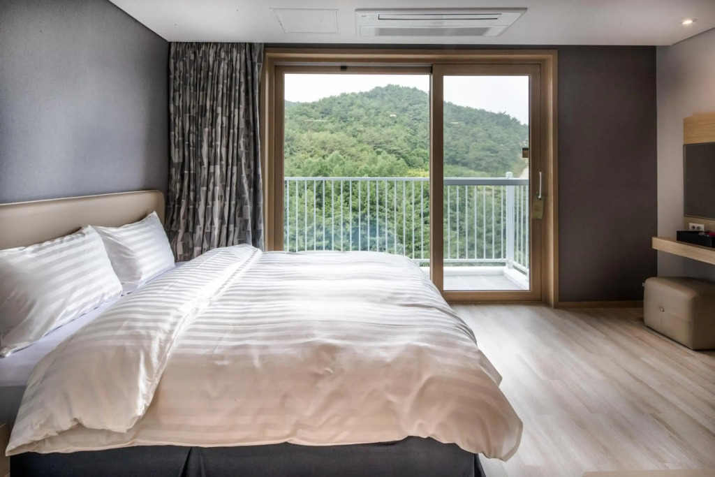 Sono Belle Cheongsong