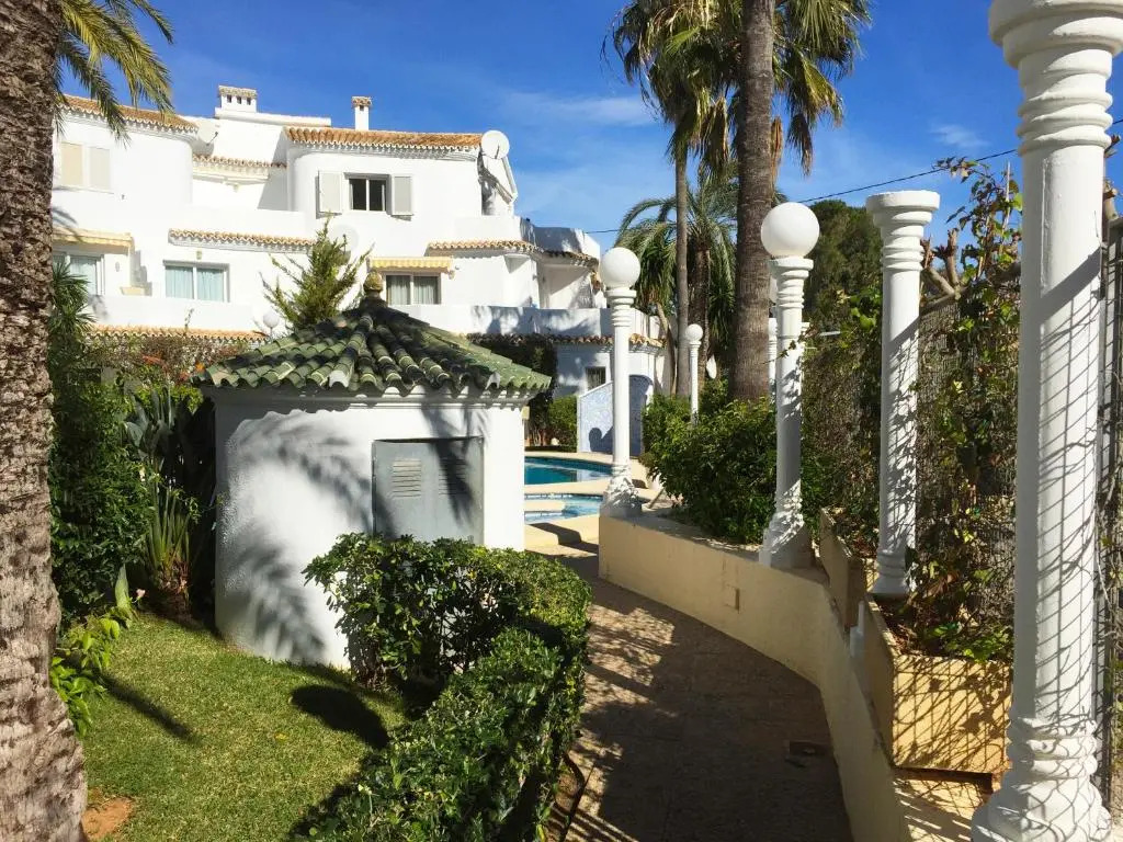 AP2116 Oasis Beach II Marineta