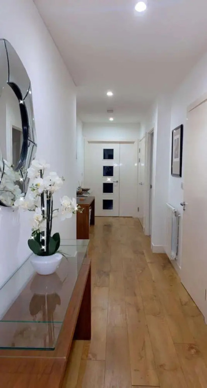 Impeccable 1-bed Apartment in London