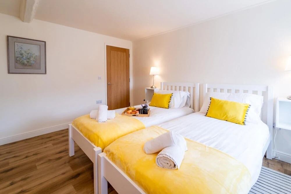 Stylish Spacious 1 bed Apartment - Downtown