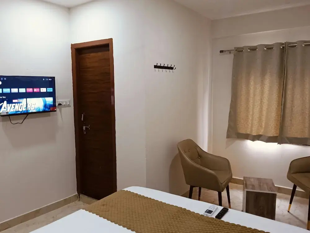 Vaaraahi Hotels