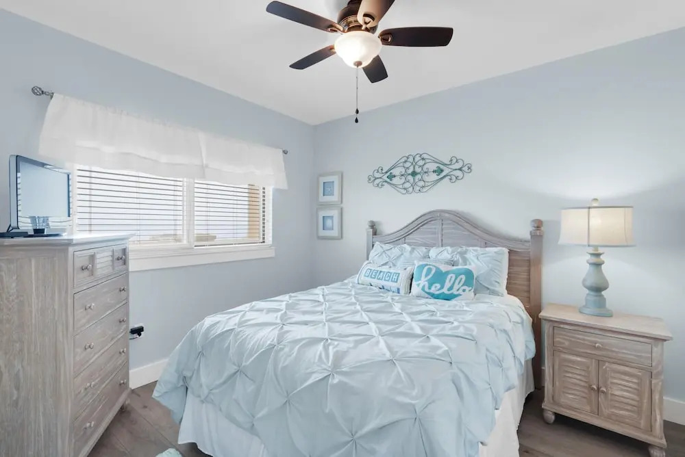 Emerald Isle unit 406