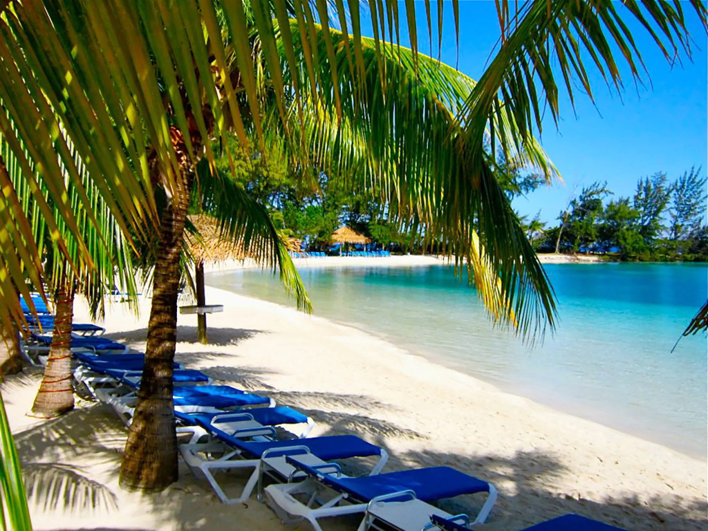 Fantasy Island Beach Resort and Marina - All Inclusive