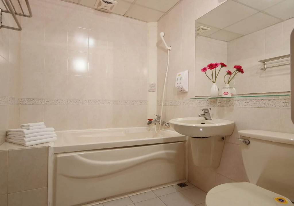 Lotus Hotel