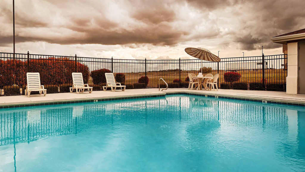 Best Western Inn & Suites