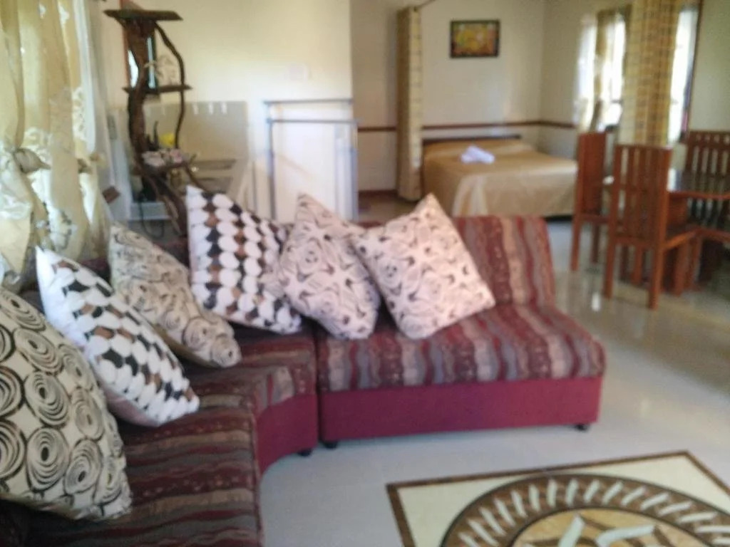 Native Garden Hotel
