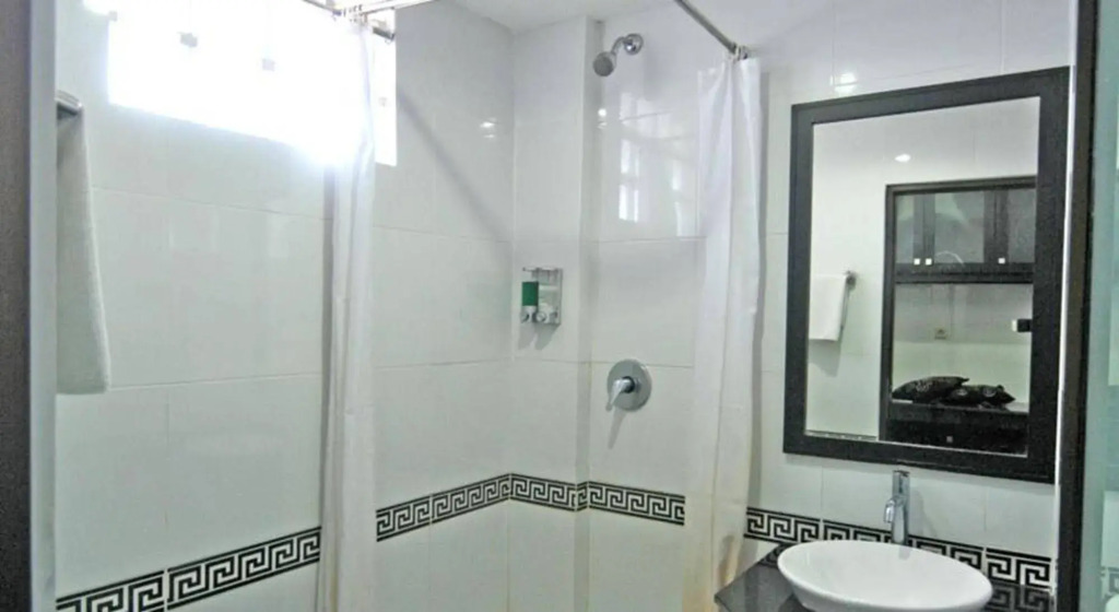Arya Hotel & Spa