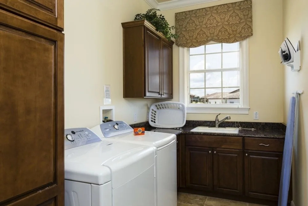 Reunion Resort 9 - Luxury 5 Bedroom Vacation Rental