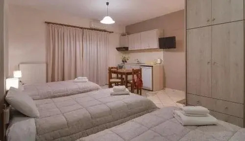 Tsironis Guesthouse