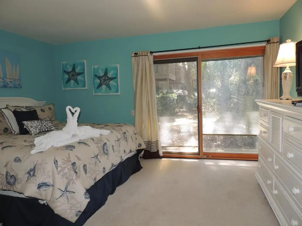 37 Water Oak 2 BR Palmetto Dunes Condo