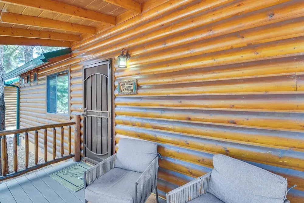 Near Lakes & Trails: Pet-friendly Cabin in Arizona