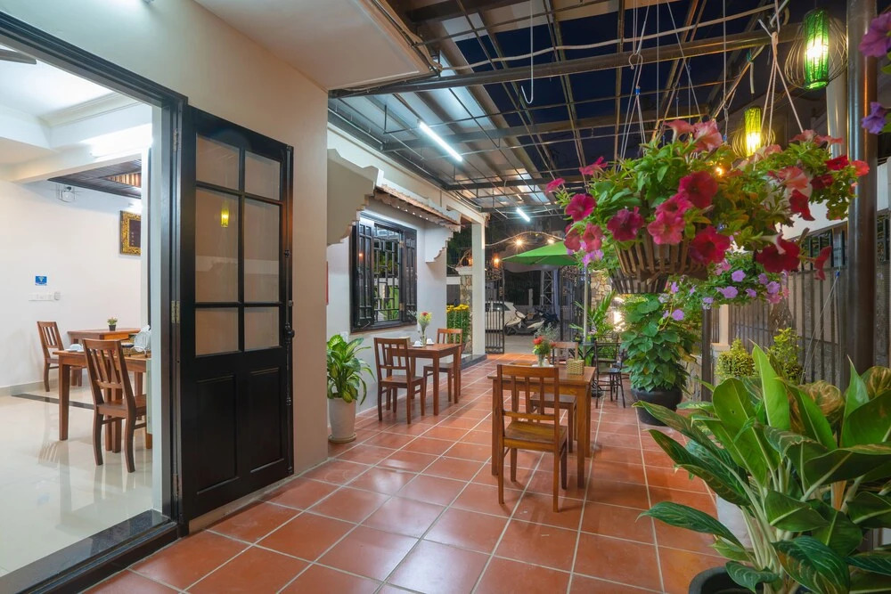 Old Lane Homestay