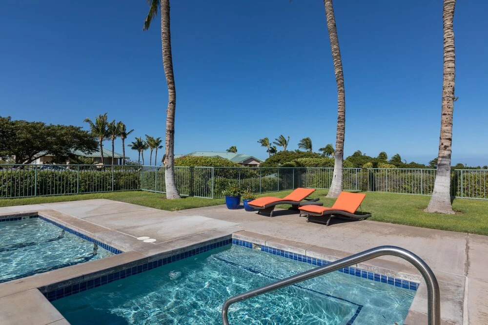 Hale Lolii 2 Bedrooms 2 Bathrooms Condo