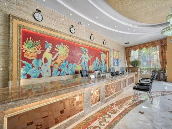 Jinhu Hotel