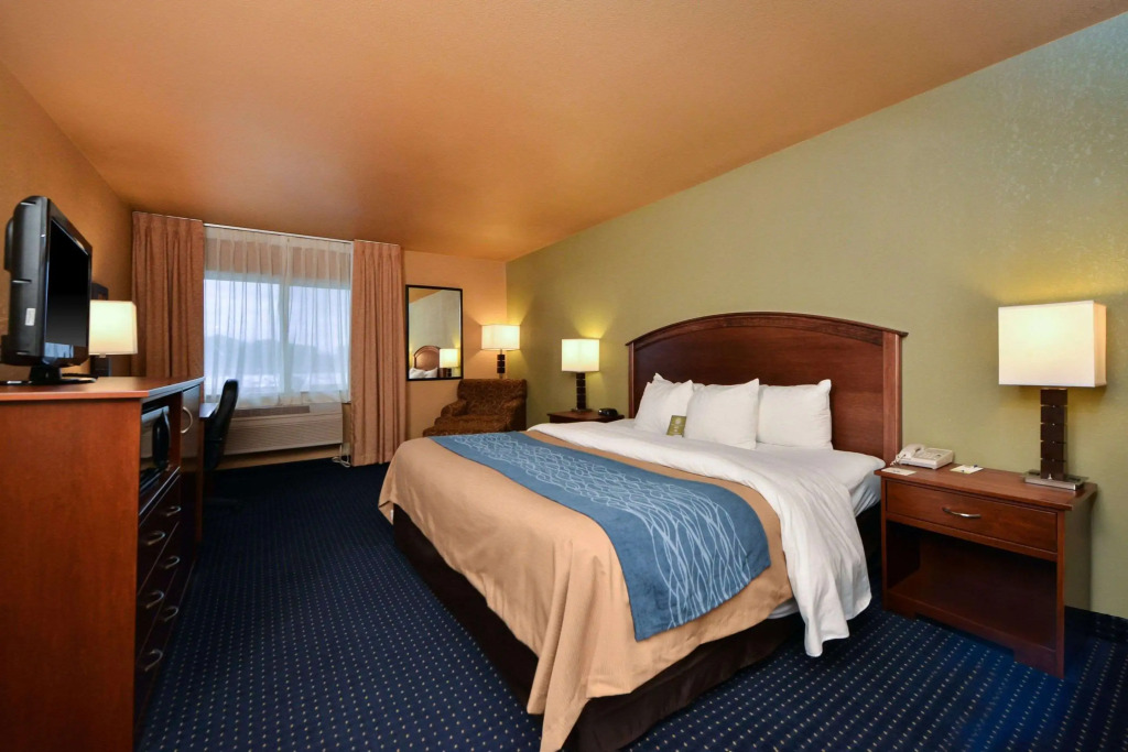 Comfort Inn Albert Lea at Trails Travel Center