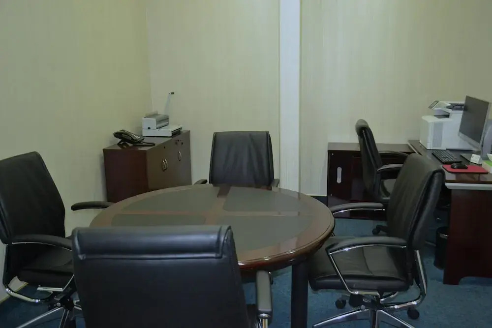 Hotel Holiday Inn Radhwa