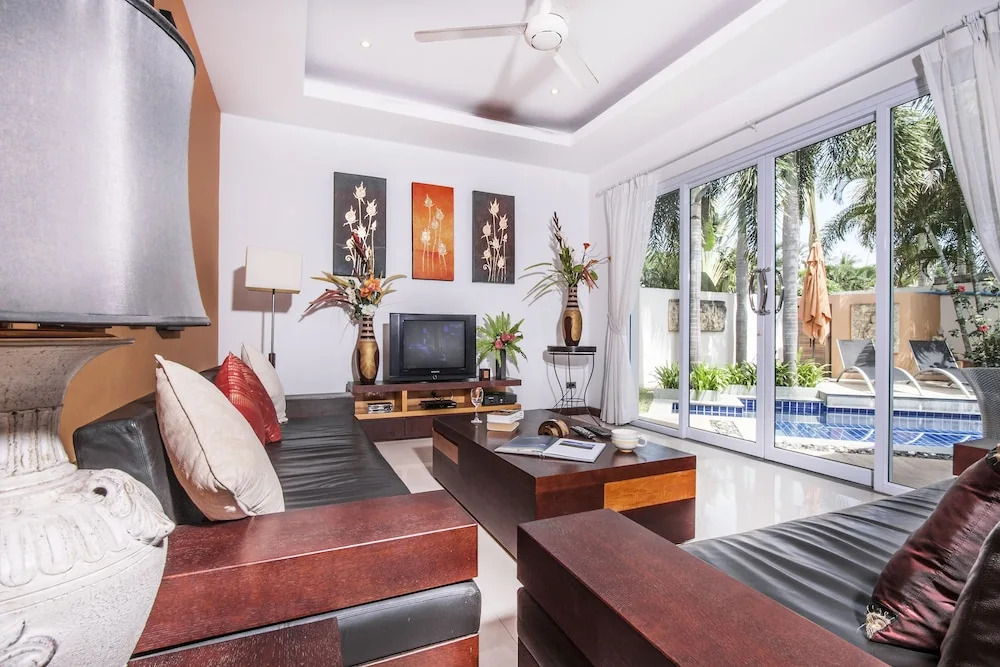 Villa Lipalia 104 Private pool villa with 1 bedroom at Lipa Noi