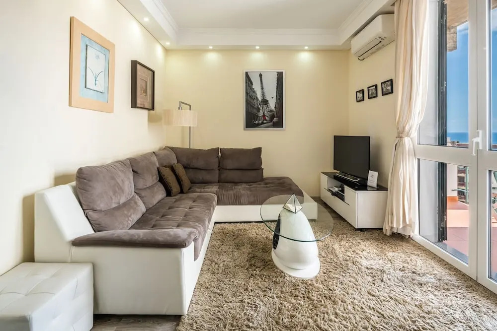America Apartment