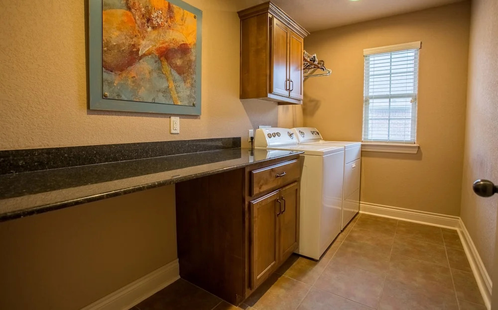 Branson Bluffs Retreat by RedAwning