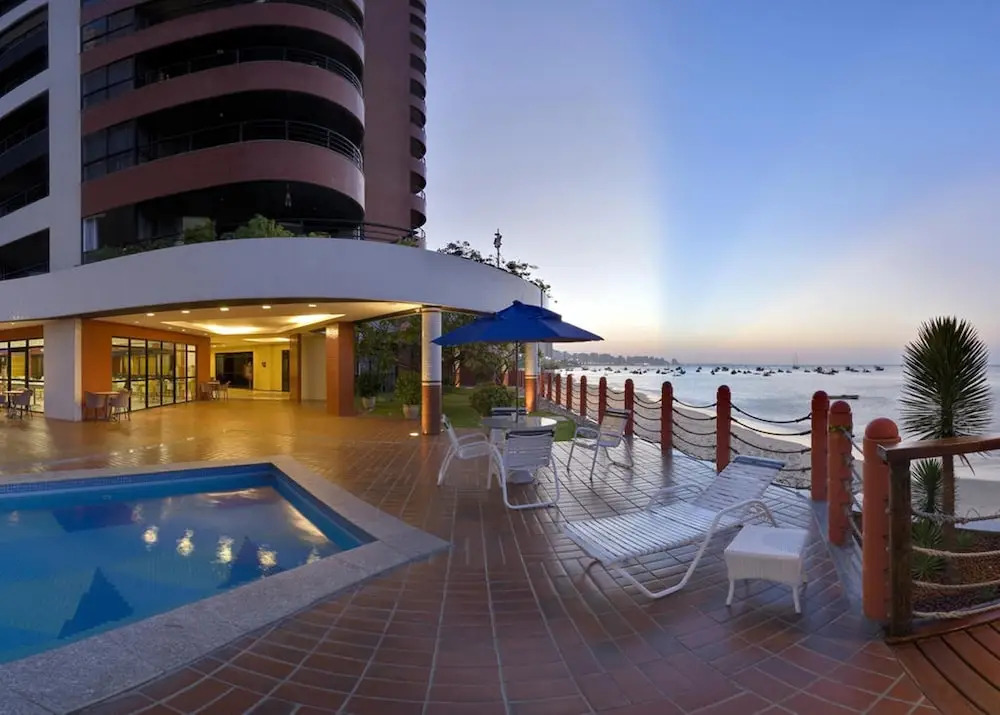 Iate Plaza by Holiday Stays