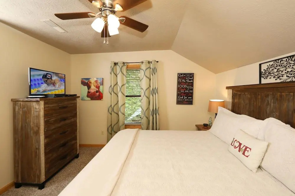 Divine Escape - Two Bedroom Chalet