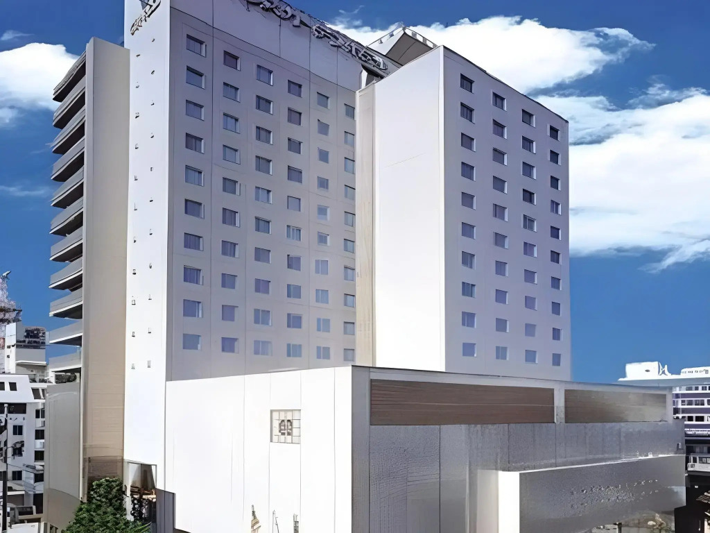 Cypress Garden Hotel
