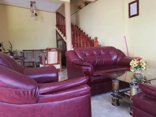 BLUE MOON - Kandy Cheap Guest House