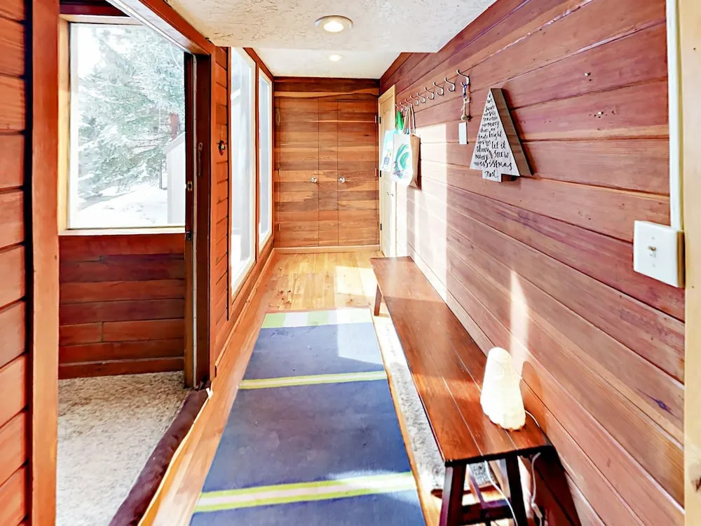 Mountain-view W/ Hot Tub, Across From Lift 2 Bedroom Condo
