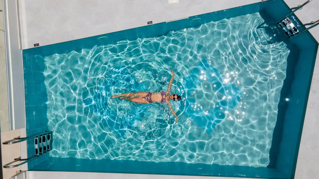 xSuites - Adults Only Boutique Suites with Private Jacuzzi