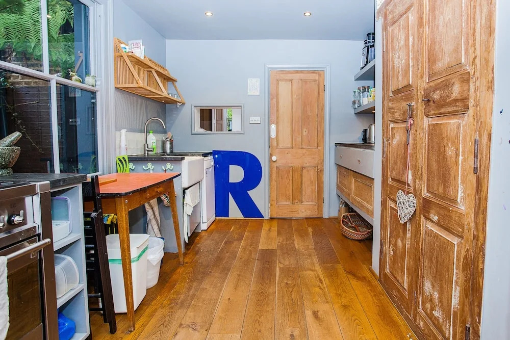 Stunning Stylish 3 Bed House in Fantastic Location