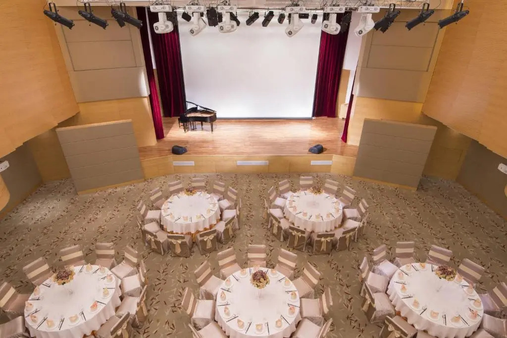 Noah’s Ark Hotel & Resort